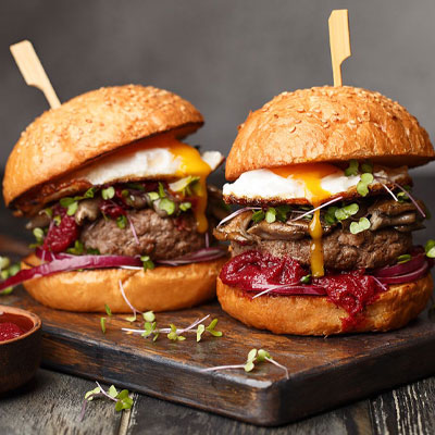 Burger: The Ultimate Guide to America's Favorite Food