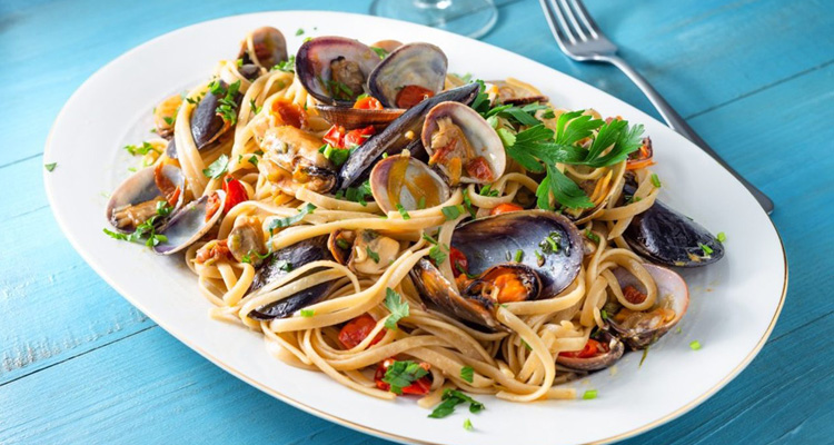 Linguine allo Scoglio: A Seafood Lover's Delight