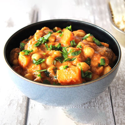 Sweet Potato & Peanut Curry: A Flavorful Delight