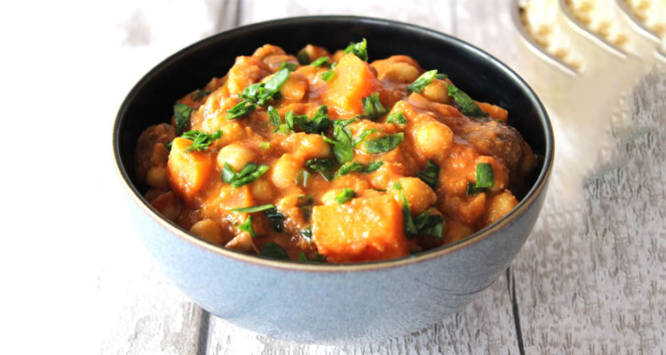 Sweet Potato & Peanut Curry: A Flavorful Delight